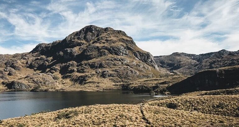 cuenca-el-cajas-national-park-lagoon-in-afternoon - 3